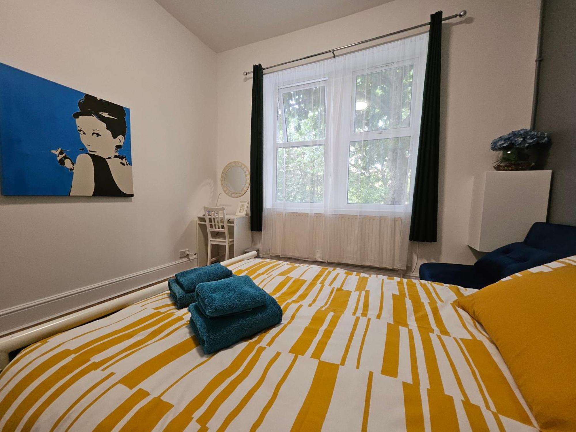 Modern Spacious 10 Minutes From Big Ben * Londra
