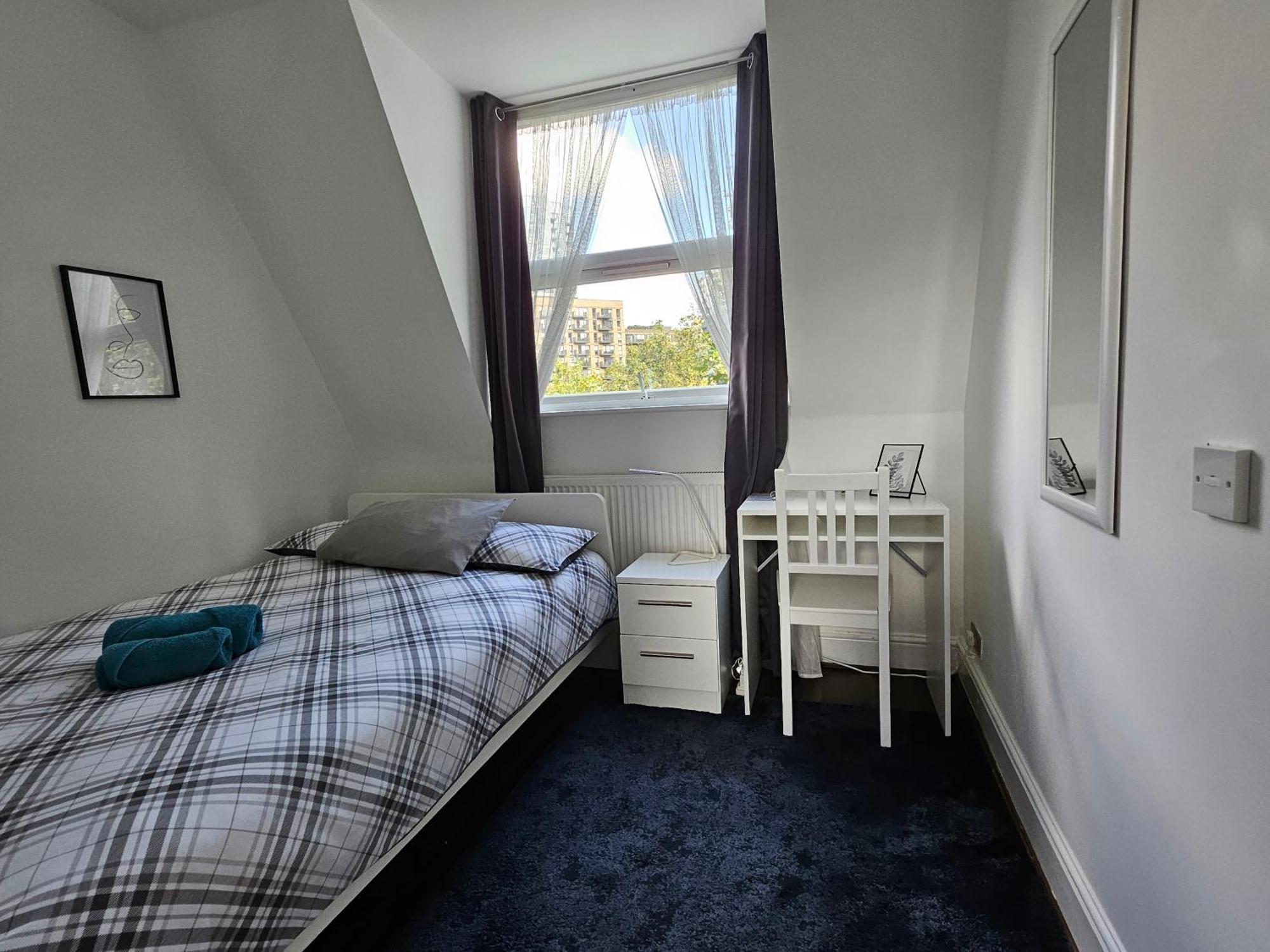 Pensiune Modern Spacious 10 Minutes From Big Ben Londra